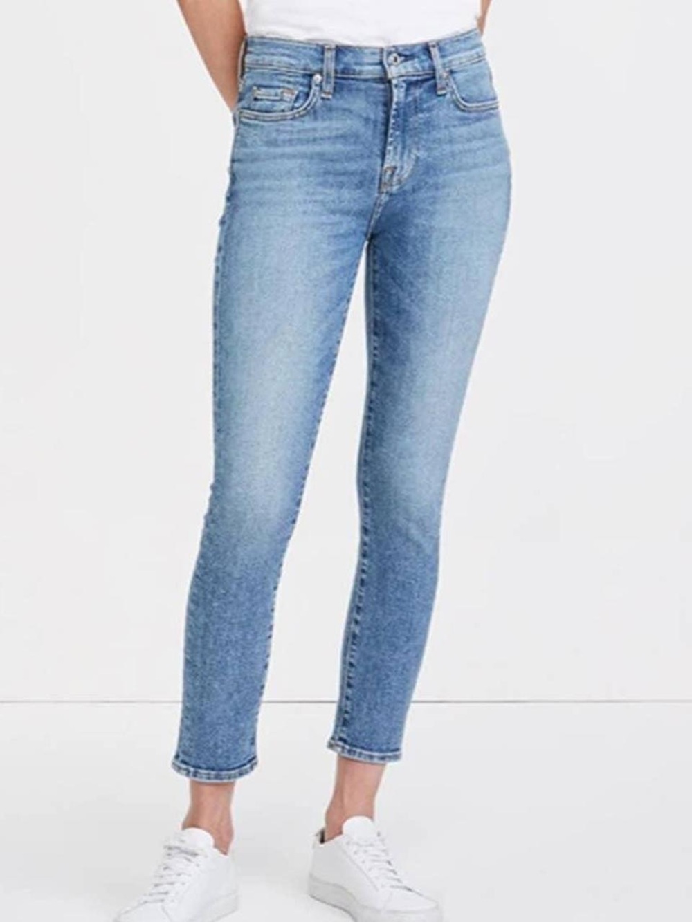 7 For All Mankind “ the mid rise cropped skinny” Size 26 NWOT